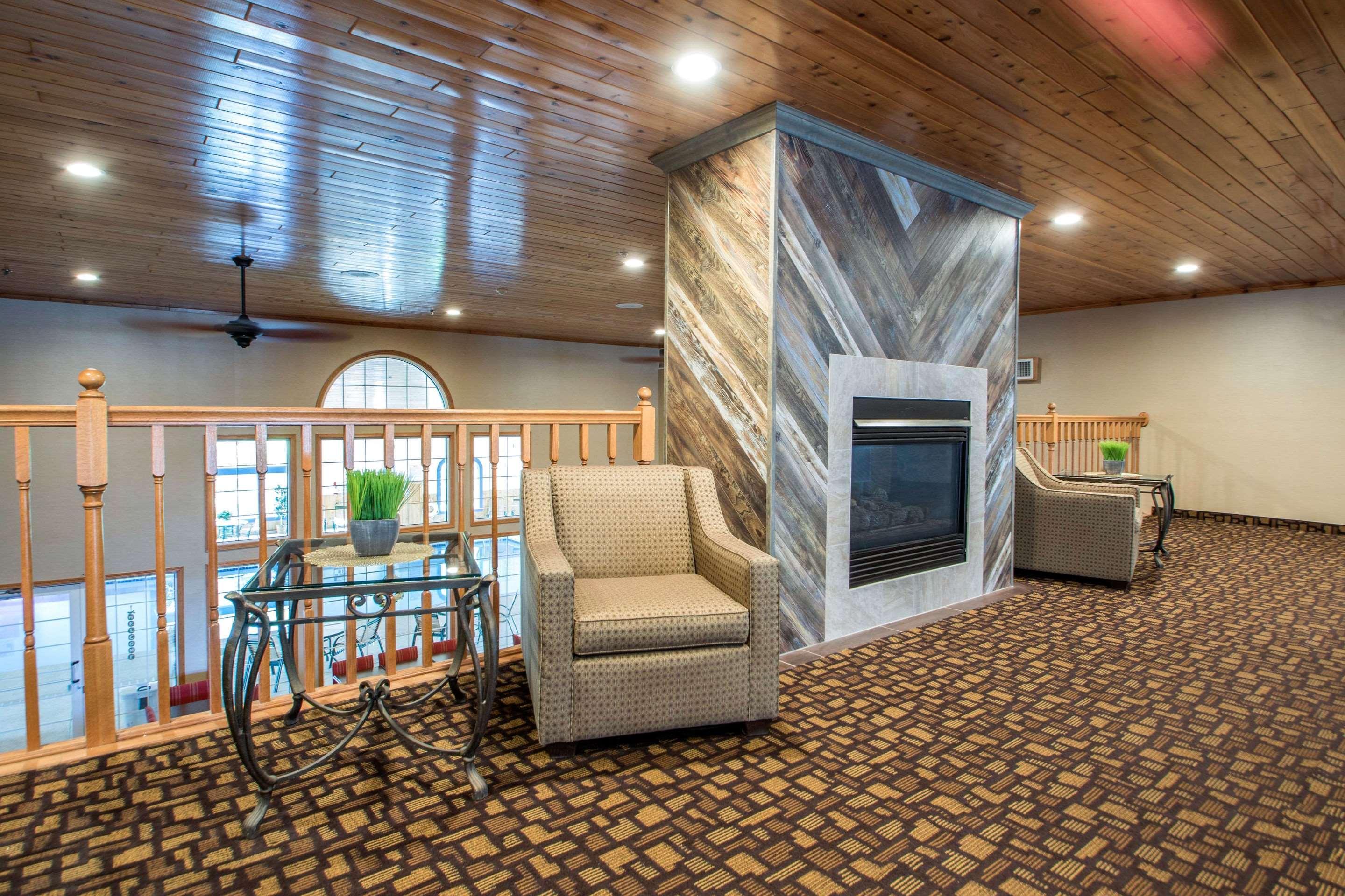 Comfort Suites Wisconsin Dells Area Portage Exterior photo